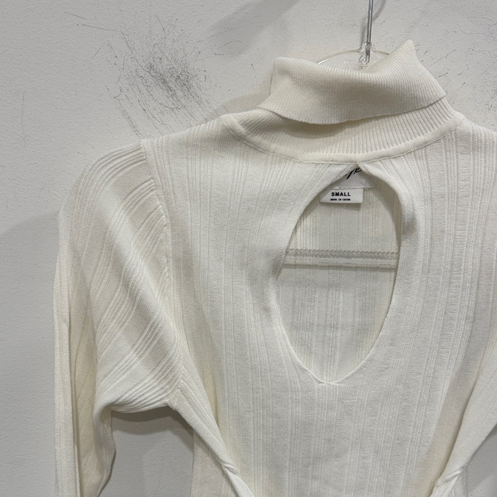 The Line by K Cream Tie-Front Ribbed Blouse - Picture 3 of 5